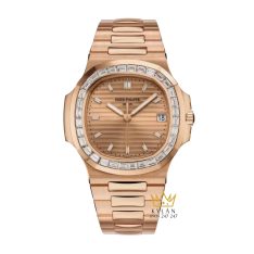 Đồng hồ Patek Philippe Nautilus mặt vàng hồng vành kim 5723/1R-001