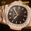 Đồng hồ Patek Philippe Nautilus vàng hồng vành kim vuông 5723/1R-010