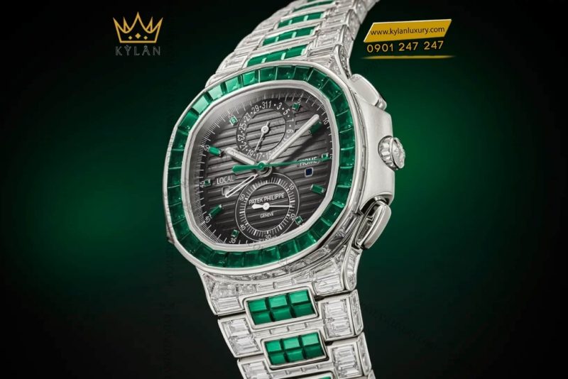 Đồng hồ Patek Philippe Nautilus vàng trắng emerald & kim cương 5990/1423G-001