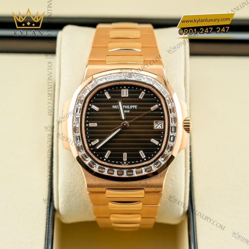 Kỳ Lân Luxury patek philippe nautilus vang hong vanh kim vuong 5723 1r 010 12 Đồng hồ Patek Philippe Nautilus vàng hồng vành kim vuông 5723/1R-010