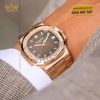 Đồng hồ Patek Philippe Nautilus vàng hồng vành kim vuông 5723/1R-010