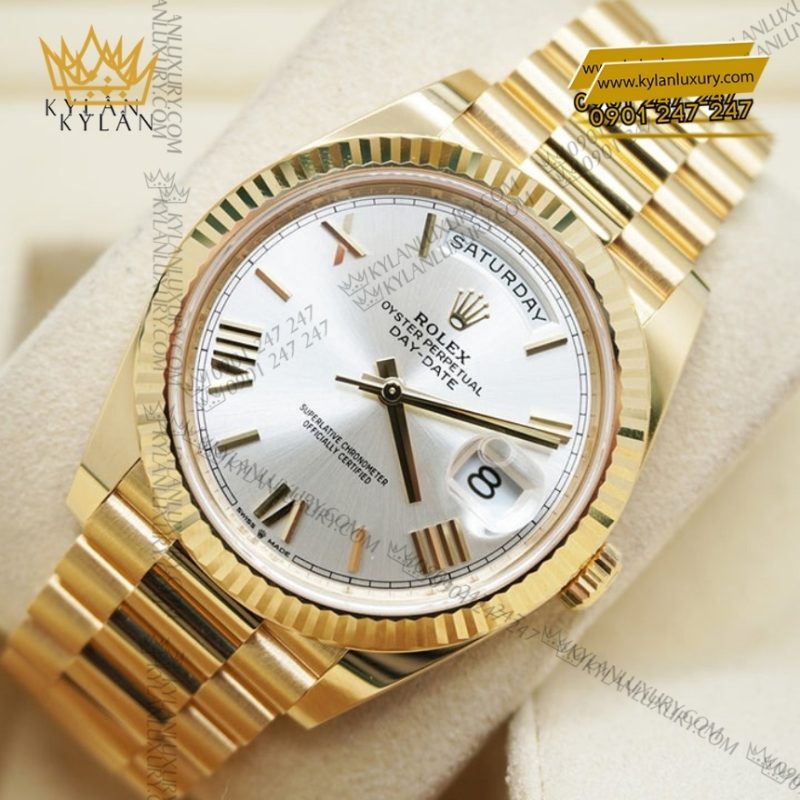 Đồng hồ Rolex Day Date 40 mặt bạc cọc La Mã 228238-0002