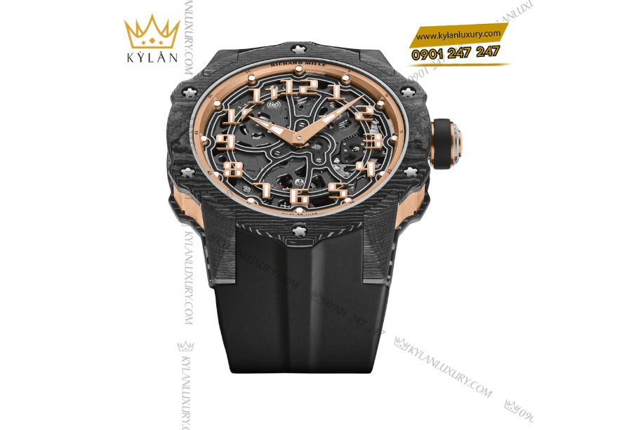 Cận cảnh Richard Mille RM 33-02 với bộ vỏ sandwich Carbon TPT và vàng hồng