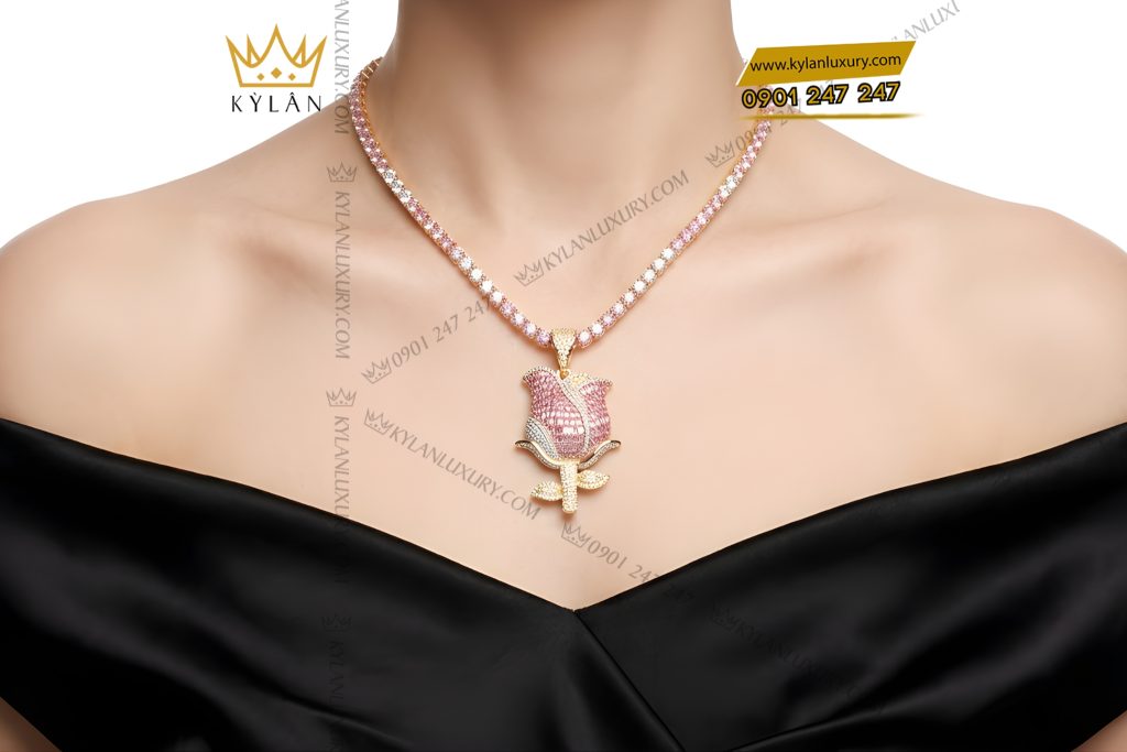 Dây chuyền Hoa Hồng vàng Au750 đính kim cương và đá quý hồng