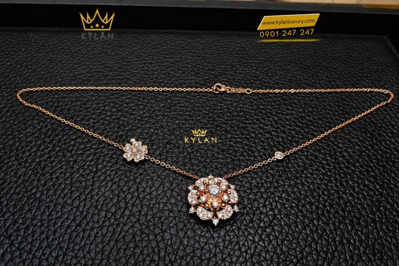Dây chuyền kim cương vàng hồng Au750 đính viên chủ 6ly3