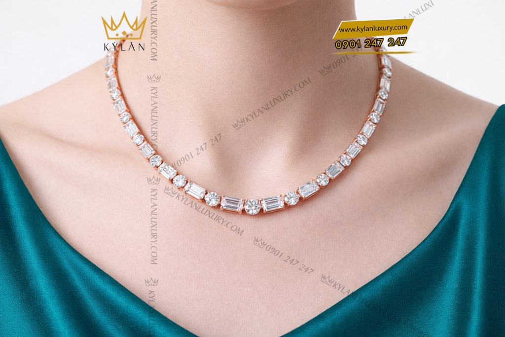 Dây chuyền vàng hồng Au750 đính kim cương