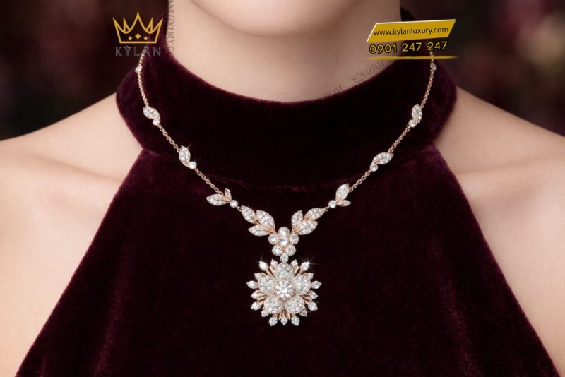 Dây chuyền vàng hồng Au750 đính kim cương