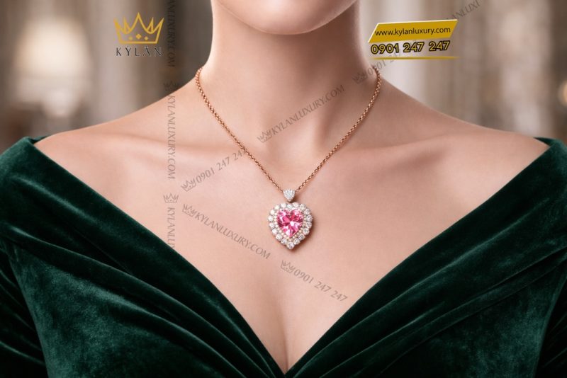 Dây chuyền trái tim vàng hồng Au750 đính kim cương và sapphire hồng