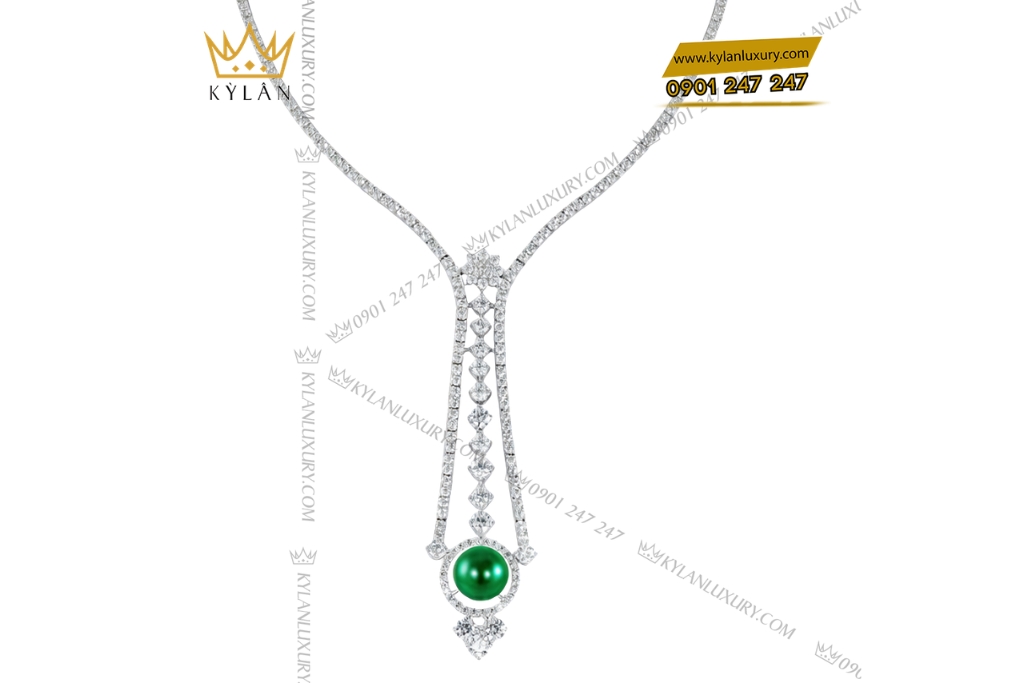 Dây chuyền vàng trắng Au750 đính kim cương và ngọc lục bảo
