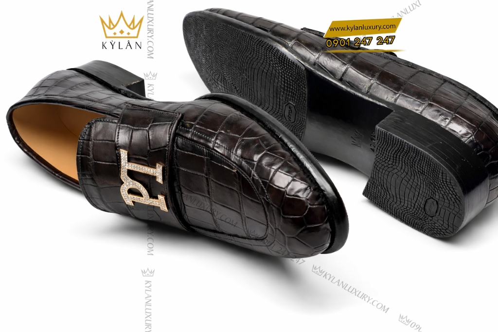 Giày da cá Alligator nâu đính logo PT vàng full kim cương
