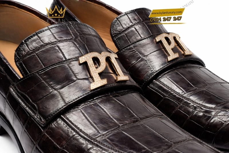 Giày da cá Alligator nâu đính logo PT vàng full kim cương
