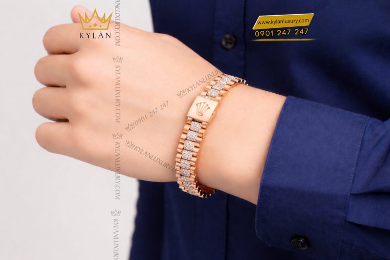 Lắc tay Rolex vàng hồng Au750 đính 4 hàng kim cương