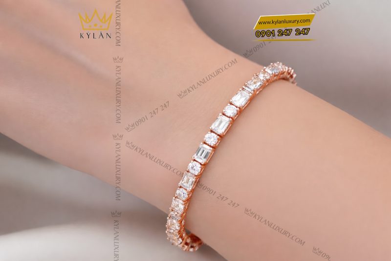 Lắc tay vàng hồng Au750 đính kim cương