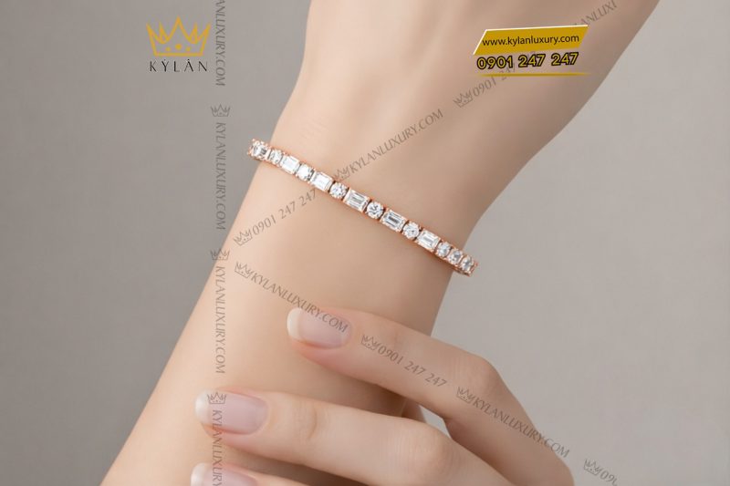 Lắc tay vàng hồng Au750 đính kim cương