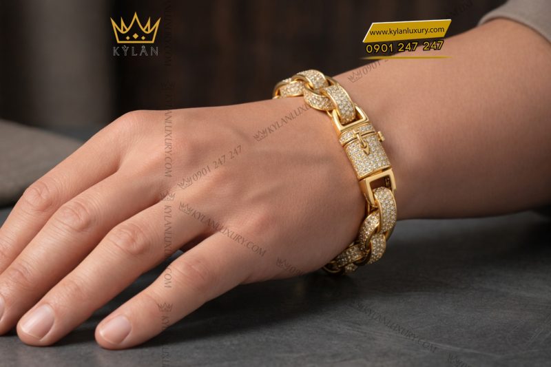 Lắc tay vàng vàng Au750 đính kim cương