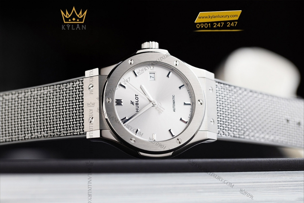 Kỳ Lân Luxury hublot classic fusion essential grey 42mm 3 Đồng hồ Hublot Classic Fusion Essential Grey 42mm