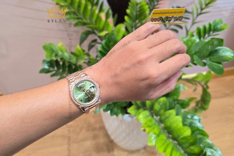 Đồng hồ Rolex Day Date 36 mặt Olive custom vành kim tròn