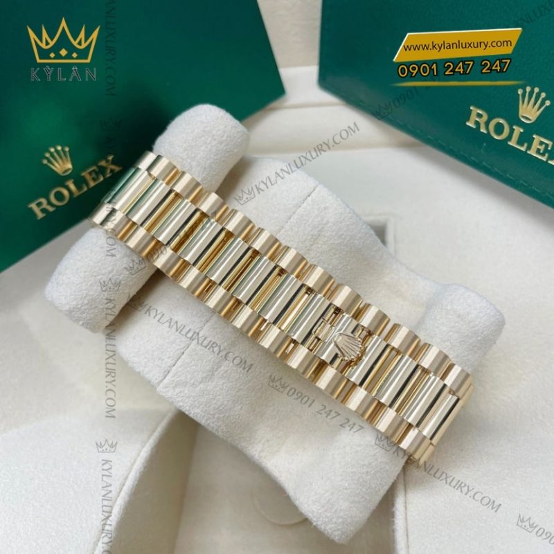 Đồng hồ Rolex Day Date 40 mặt số đen 228238-0067