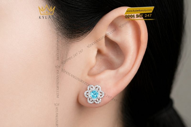 Bông tai vàng trắng Au750 đính kim cương và đá Topaz