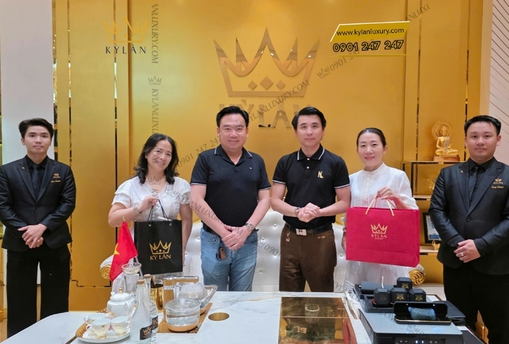 Kỳ Lân Luxury Kim Cuong Nhan Tao Thay Vi Kim Cuong Tu Nhien 8 2 Kim Cương Nhân Tạo Thay Vì Kim Cương Tự Nhiên?