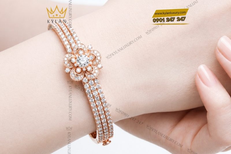 Lắc tay vàng hồng Au750 đính kim cương