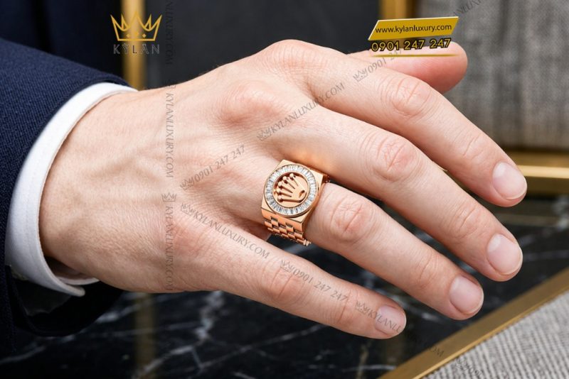 Nhẫn Rolex vàng hồng Au750 đính kim cương baguette