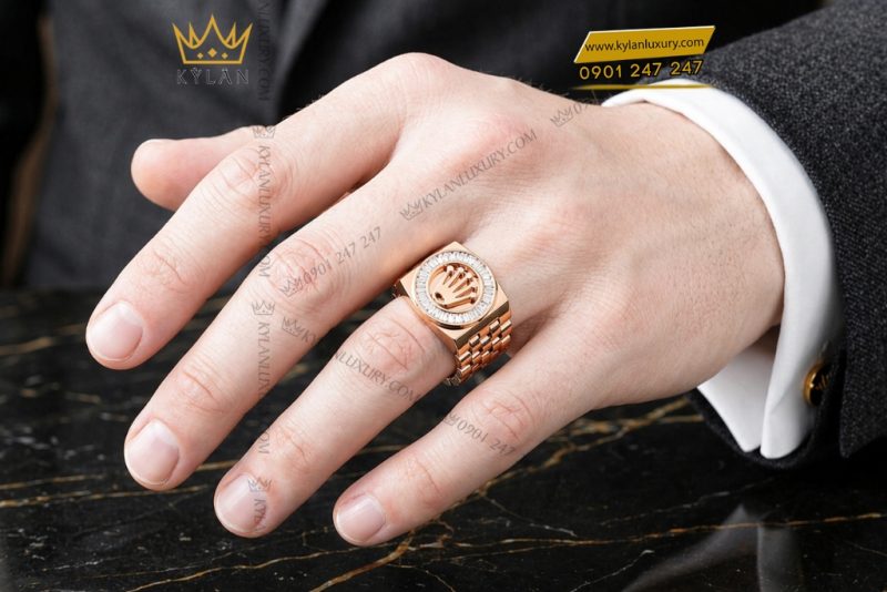 Nhẫn Rolex vàng hồng Au750 đính kim cương baguette