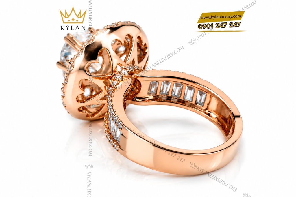 Kỳ Lân Luxury Nhan nu vang hong Au750 dinh kim cuong 4 5 Nhẫn nữ kim cương vàng hồng Au750 đính viên chủ 6ly3