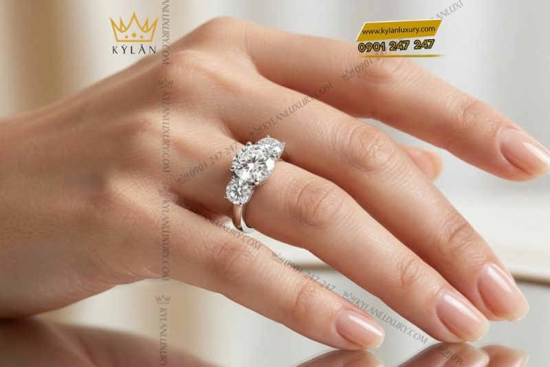 Nhẫn nữ vàng trắng Au750 đính kim cương