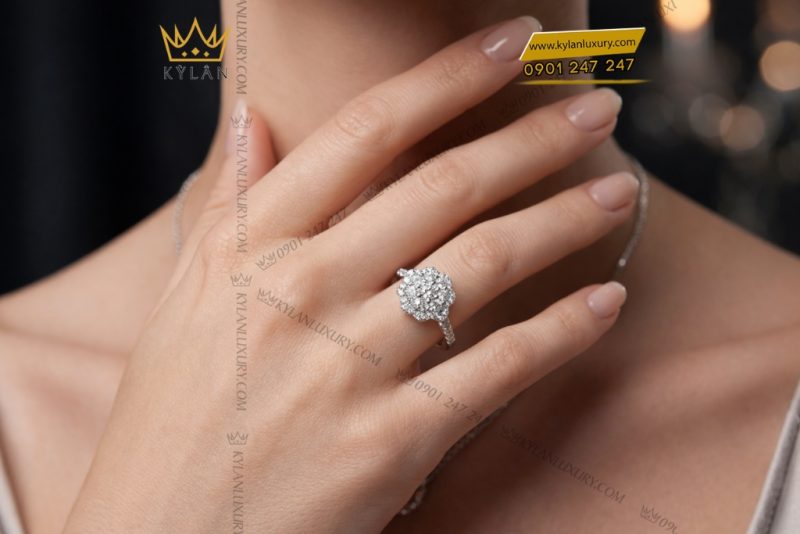 Nhẫn nữ vàng trắng Au750 đính kim cương