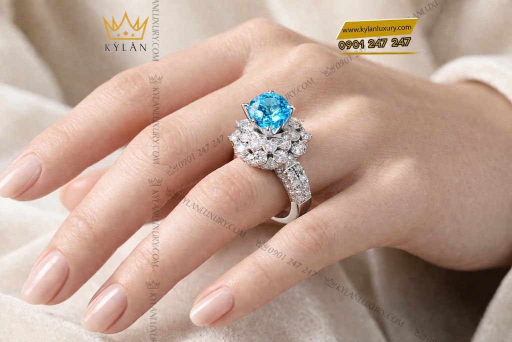 Nhẫn nữ vàng trắng Au750 đính kim cương và đá Topaz