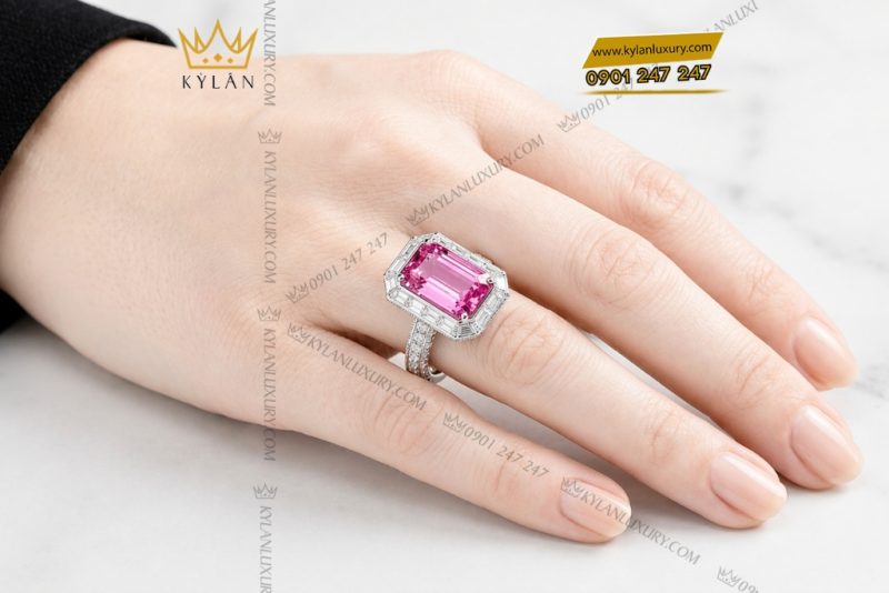 Nhẫn nữ vàng trắng Au750 đính kim cương và đá sapphire hồng