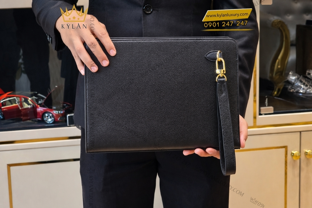 Túi Clutch da bê đen khóa vân tay 15 Kỳ Lân Luxury Tui Clutch da be den khoa van tay 10 Túi Clutch da bê đen khóa vân tay