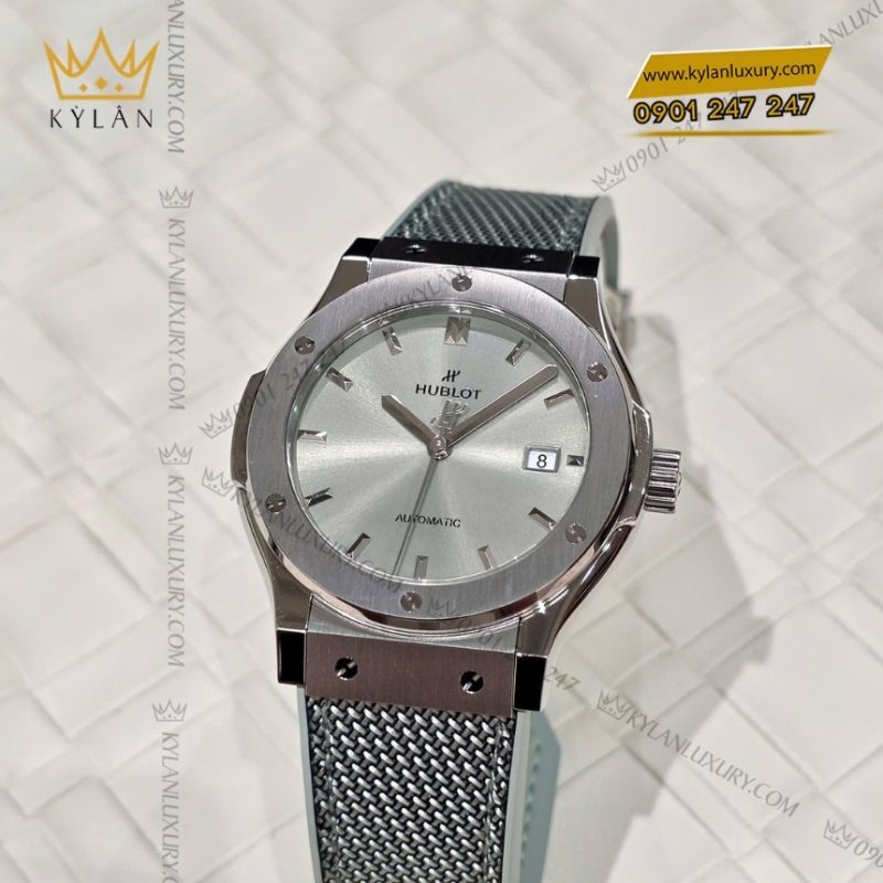 Đồng hồ Hublot Classic Fusion Titanium Sage Green 42mm