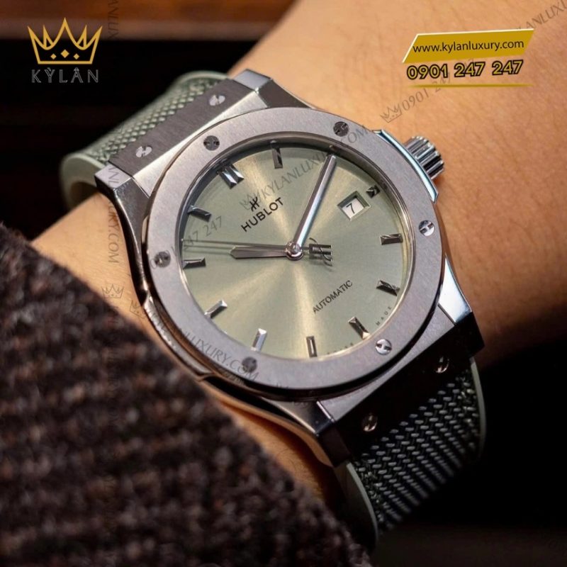 Đồng hồ Hublot Classic Fusion Titanium Sage Green 42mm