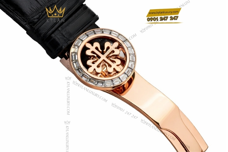 Điểm nhấn hiện đại và sang trọng, nổi bật với hiệu ứng ánh sáng sắc nét giúp thu hút ánh nhìn ngay từ cự ly gần.