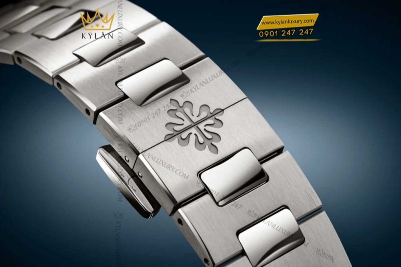 Đồng hồ Patek Philippe Nautilus Platinum xanh sunburst 5610/1P-001