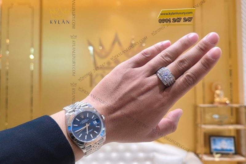 Đồng hồ Rolex Datejust 41 mặt xanh dương cọc dạ quang 126300-0002