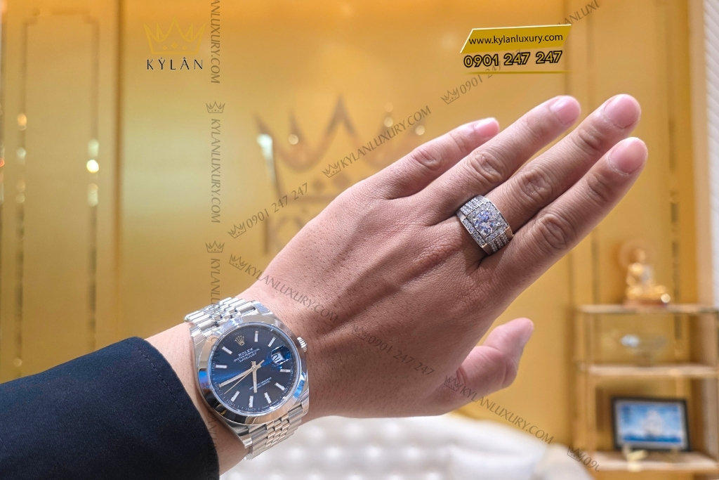 Kỳ Lân Luxury rolex datejust 41 126300 0002 mat xanh da quang 13 Đồng hồ Rolex Datejust 41 mặt xanh dương cọc dạ quang 126300-0002