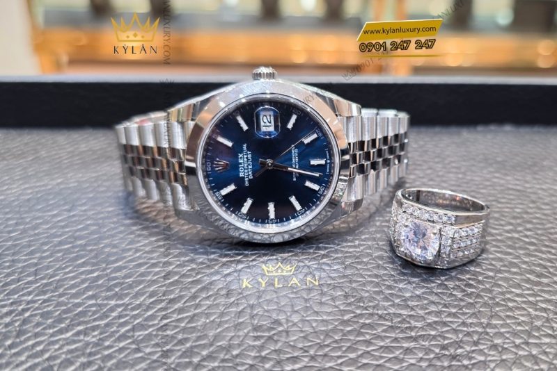 Đồng hồ Rolex Datejust 41 mặt xanh dương cọc dạ quang 126300-0002
