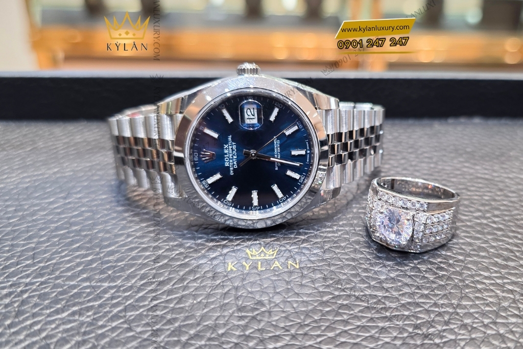 Kỳ Lân Luxury rolex datejust 41 126300 0002 mat xanh da quang 15 Đồng hồ Rolex Datejust 41 mặt xanh dương cọc dạ quang 126300-0002