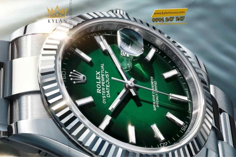 Đồng hồ Rolex Datejust 41 mặt xanh ombré dạ quang 126334-0033