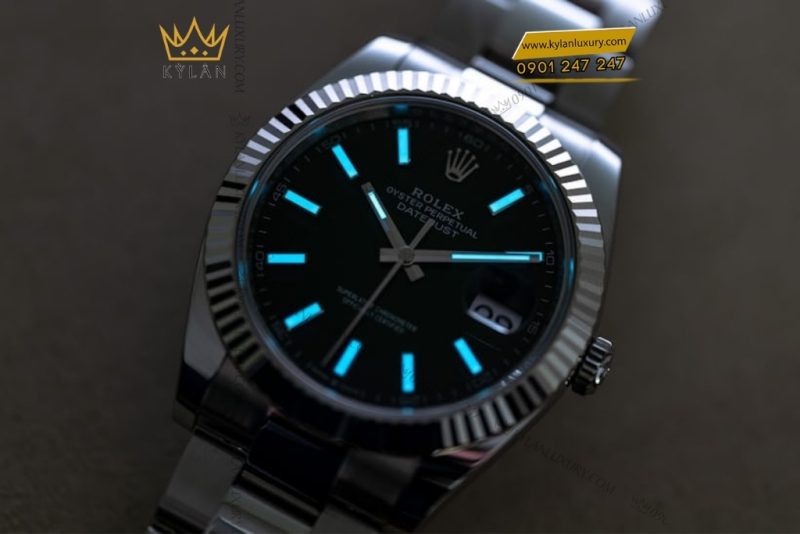 Đồng hồ Rolex Datejust 41 mặt xanh ombré dạ quang 126334-0033