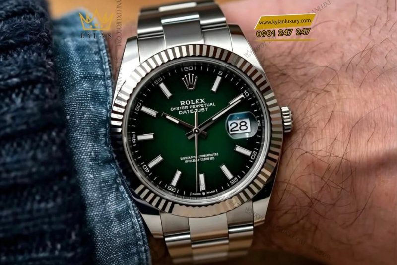 Đồng hồ Rolex Datejust 41 mặt xanh ombré dạ quang 126334-0033