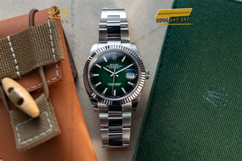Đồng hồ Rolex Datejust 41 mặt xanh ombré dạ quang 126334-0033