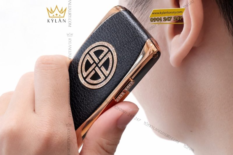 Điện thoại XOR X2 vàng hồng đính kim cương