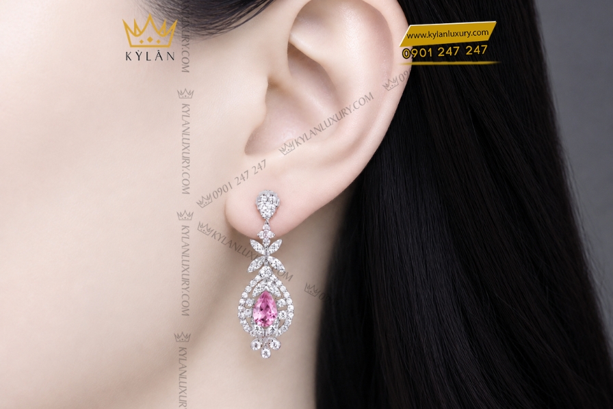 Bông tai vàng trắng Au750 đính kim cương và sapphire hồng