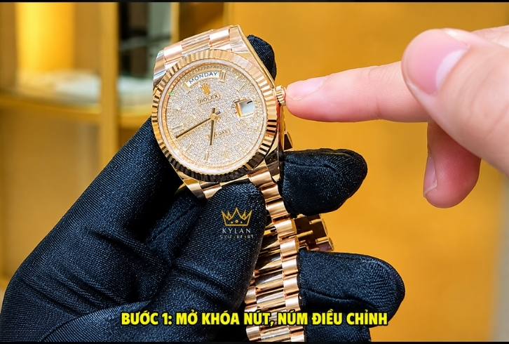 Cách chỉnh ngày giờ đồng hồ Rolex Day Date