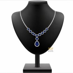 Dây chuyền vàng trắng Au750 đính kim cương và sapphire xanh đậm Dây chuyền vàng trắng Au750 đính kim cương và sapphire xanh đậm