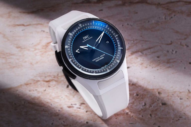 Đồng hồ IWC Pilot Vertical Venturer Drive 1 Kỳ Lân Luxury Dong ho IWC Pilot Venturer Vertical Drive 1 Đồng hồ IWC Pilot Vertical Venturer Drive